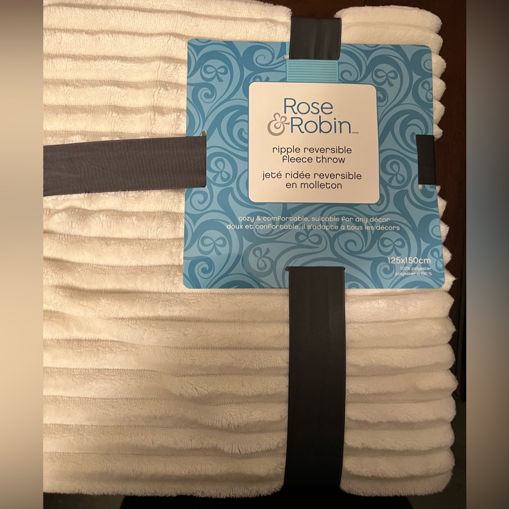 Ripple reversible fleece throw